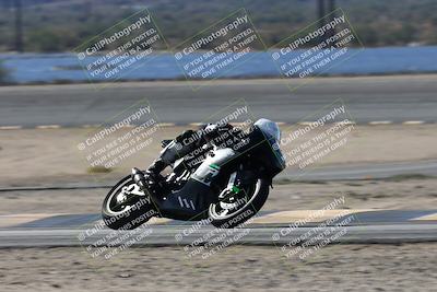 media/Nov-16-2025-Race Pace (Sun) [[8c5fa54630]]/Verified Riders/3-Turn 14 (1045am)/